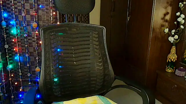 Snapshot of Hotty__Baby chatting on 10/08/25, 06:05 Hotty  Baby online show from 10/08/25, 06:05