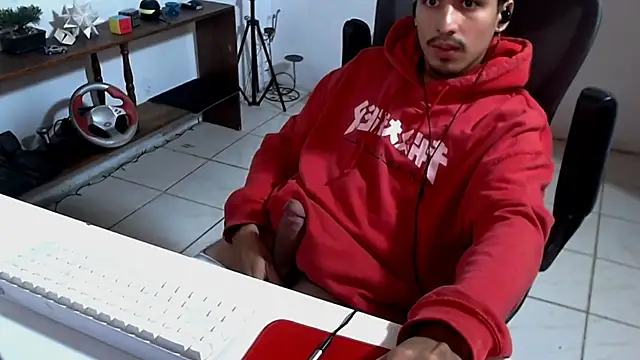 Snapshot of Thieves9 chatting on 12/01/25, 05:01 Thieves9 online show from 12/01/25, 05:01