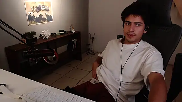 Snapshot of Thieves9 chatting on 02/19/26, 05:36 Thieves9 online show from 02/19/26, 05:36