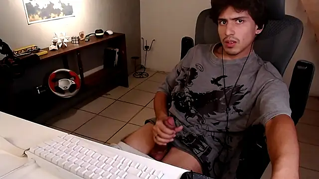 Snapshot of Thieves9 chatting on 03/28/26, 06:02 Thieves9 online show from 03/28/26, 06:02