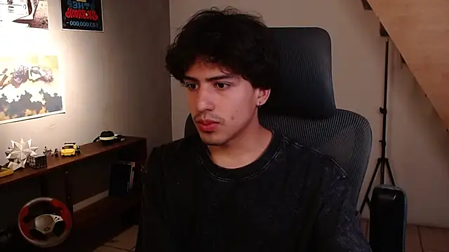 Snapshot of Thieves9 chatting on 04/01/26, 07:00 Thieves9 online show from 04/01/26, 07:00