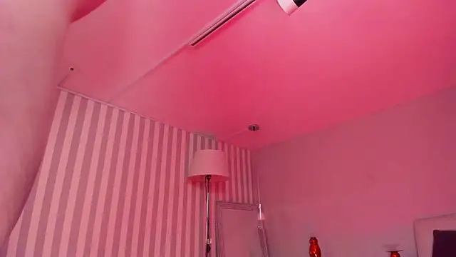 ArianaBaker online show from 01/04/25, 10:24