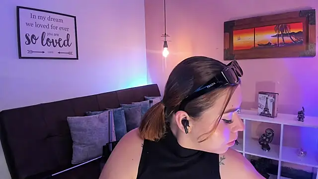 ArianaBaker online show from 02/07/25, 02:26