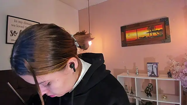 ArianaBaker online show from 02/26/25, 11:52