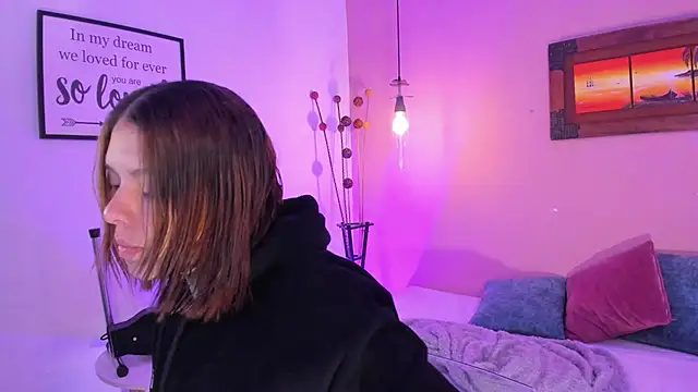 ArianaBaker online show from 03/10/25, 12:26