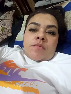 Snapshot of lola__sweetx chatting on 02/05/26, 01:32 lola sweetx online show from 02/05/26, 01:32