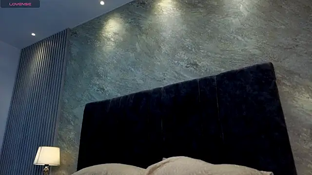 Snapshot of lola__sweetx chatting on 03/10/26, 11:26 lola sweetx online show from 03/10/26, 11:26