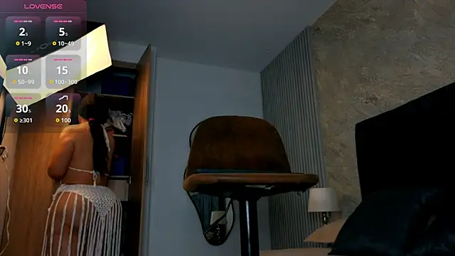 Snapshot of lola__sweetx chatting on 04/14/26, 11:38 lola sweetx online show from 04/14/26, 11:38