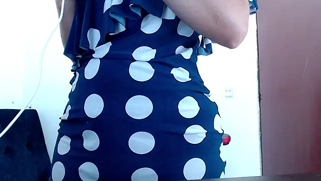 kaira sweet  online show from 02/15/25, 06:12