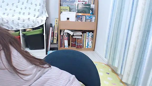 Snapshot of ayakappp chatting on 10/29/25, 01:24 ayakappp online show from 10/29/25, 01:24