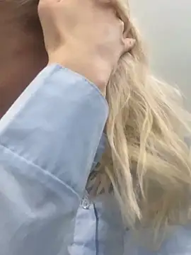 Snapshot of DreamGirl-777 chatting on 01/20/25, 11:13 DreamGirl-777 online show from 01/20/25, 11:13