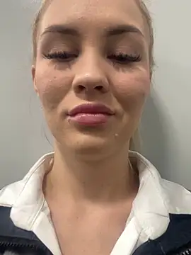 Snapshot of DreamGirl-777 chatting on 01/23/25, 04:09 DreamGirl-777 online show from 01/23/25, 04:09