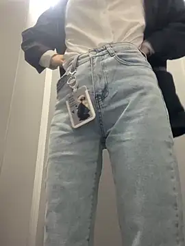 Snapshot of DreamGirl-777 chatting on 01/30/25, 04:06 DreamGirl-777 online show from 01/30/25, 04:06