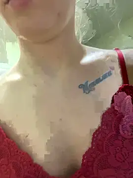 Snapshot of DreamGirl-777 chatting on 02/06/25, 05:19 DreamGirl-777 online show from 02/06/25, 05:19