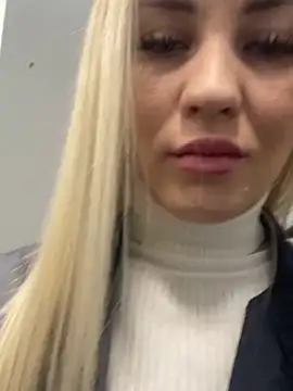 Snapshot of DreamGirl-777 chatting on 02/20/25, 03:45 DreamGirl-777 online show from 02/20/25, 03:45