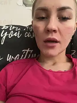 Snapshot of DreamGirl-777 chatting on 03/03/25, 08:16 DreamGirl-777 online show from 03/03/25, 08:16