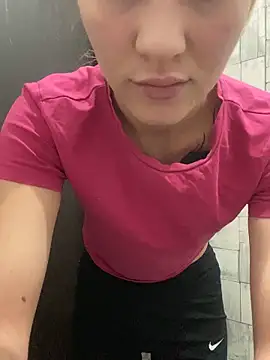 Snapshot of DreamGirl-777 chatting on 10/08/25, 08:45 DreamGirl-777 online show from 10/08/25, 08:45