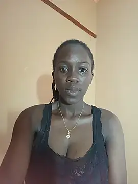 Snapshot of Swirly_blac chatting on 07/30/26, 04:22 Swirly blac online show from 07/30/26, 04:22