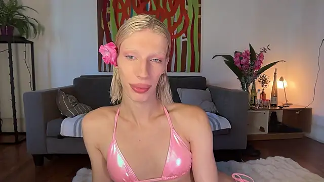 Snapshot of AliceSnowCatt chatting on 03/19/26, 02:54 AliceSnowCatt online show from 03/19/26, 02:54