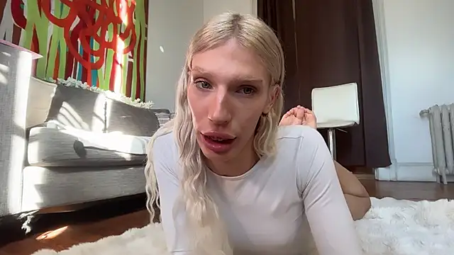 Snapshot of AliceSnowCatt chatting on 04/18/26, 07:07 AliceSnowCatt online show from 04/18/26, 07:07