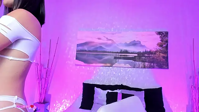 Natt collins online show from 10/04/25, 09:13