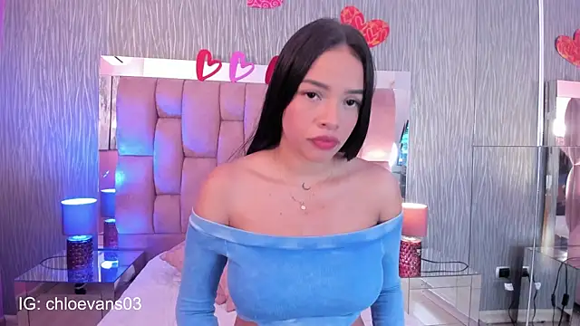 Chloe evans   online show from 09/25/25, 11:36