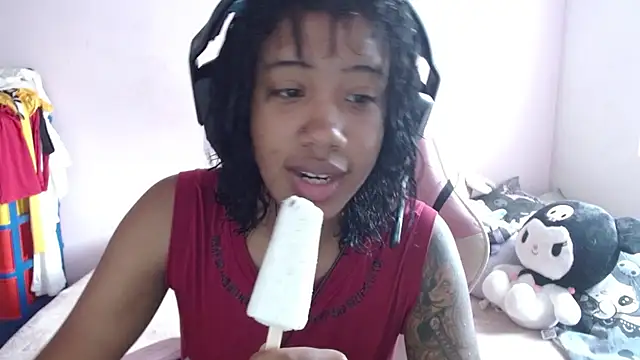 Snapshot of TiffanyRoouse chatting on 10/04/25, 07:23 TiffanyRoouse online show from 10/04/25, 07:23