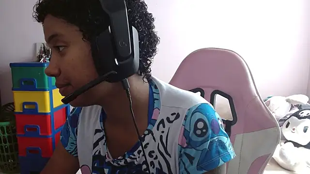 Snapshot of TiffanyRoouse chatting on 11/29/25, 02:31 TiffanyRoouse online show from 11/29/25, 02:31