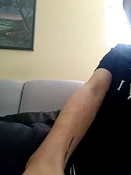 Standa19 online show from 11/04/25, 12:37