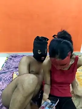 Snapshot of sexycouplemh09 chatting on 03/25/26, 05:08 sexycouplemh09 online show from 03/25/26, 05:08