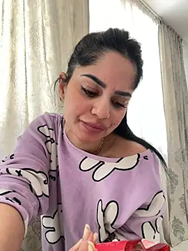 Snapshot of _adelle chatting on 02/22/26, 11:09 adelle online show from 02/22/26, 11:09