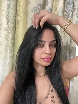  adelle online show from 04/17/26, 11:13