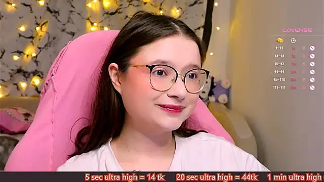 Snapshot of me__hanna chatting on 02/06/25, 11:37 me hanna online show from 02/06/25, 11:37