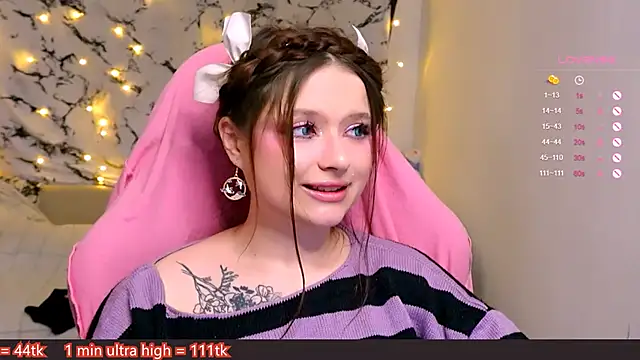 Snapshot of me__hanna chatting on 02/09/25, 09:28 me hanna online show from 02/09/25, 09:28