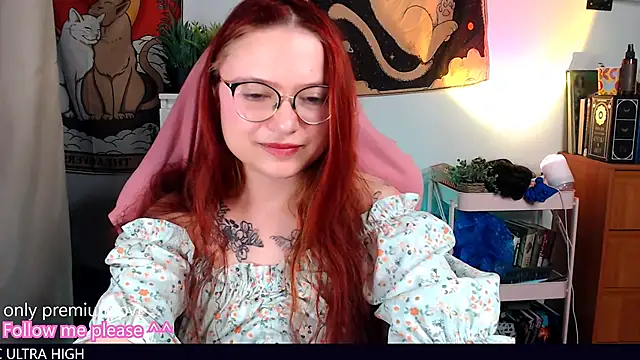 Snapshot of me__hanna chatting on 09/24/25, 05:05 me hanna online show from 09/24/25, 05:05