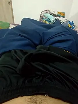 Snapshot of Sexy_TeenBoy chatting on 03/19/25, 06:44 Sexy TeenBoy online show from 03/19/25, 06:44