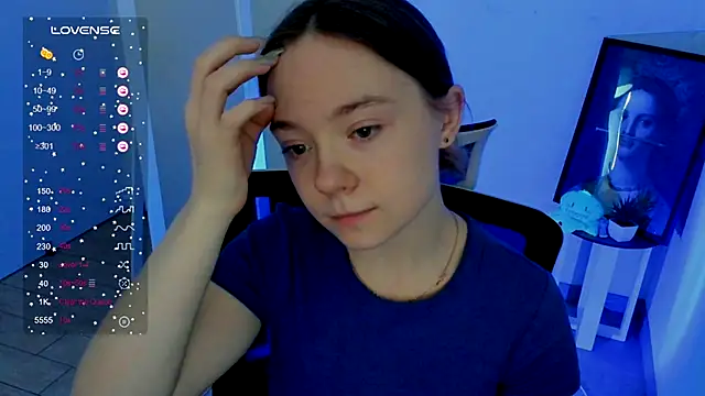 Snapshot of Florence_meow chatting on 12/06/24, 10:49 Florence meow online show from 12/06/24, 10:49