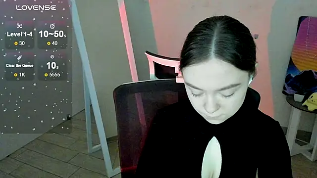 Snapshot of Florence_meow chatting on 10/19/25, 06:47 Florence meow online show from 10/19/25, 06:47