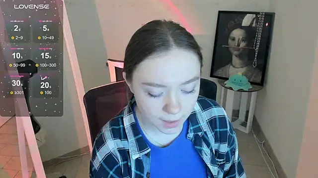 Snapshot of Florence_meow chatting on 04/07/26, 06:36 Florence meow online show from 04/07/26, 06:36