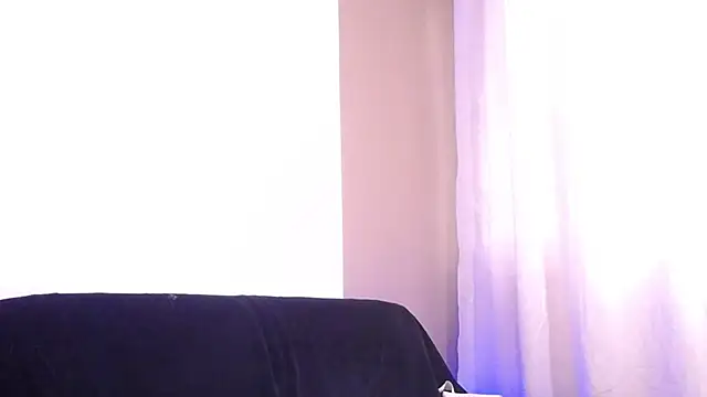 Snapshot of lilit_kyteler chatting on 04/01/26, 08:39 lilit kyteler online show from 04/01/26, 08:39