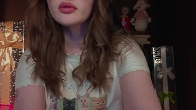 Snapshot of ELLIEJAY chatting on 12/04/24, 11:24 ELLIEJAY online show from 12/04/24, 11:24