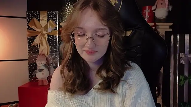 Snapshot of ELLIEJAY chatting on 12/16/24, 02:57 ELLIEJAY online show from 12/16/24, 02:57