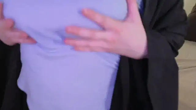 Snapshot of ELLIEJAY chatting on 11/09/25, 05:17 ELLIEJAY online show from 11/09/25, 05:17