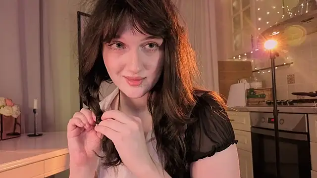 Snapshot of ELLIEJAY chatting on 11/15/25, 05:27 ELLIEJAY online show from 11/15/25, 05:27