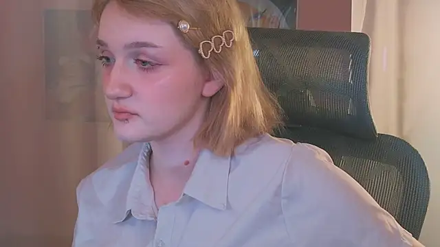 ELLIEJAY online show from 02/08/26, 05:33