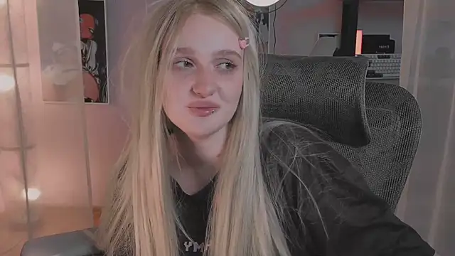 ELLIEJAY online show from 05/24/26, 05:34