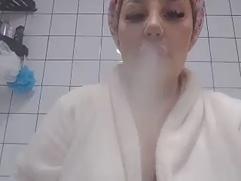 magical mia online show from 02/28/25, 10:20