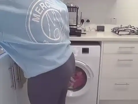 magical mia online show from 03/06/25, 02:40