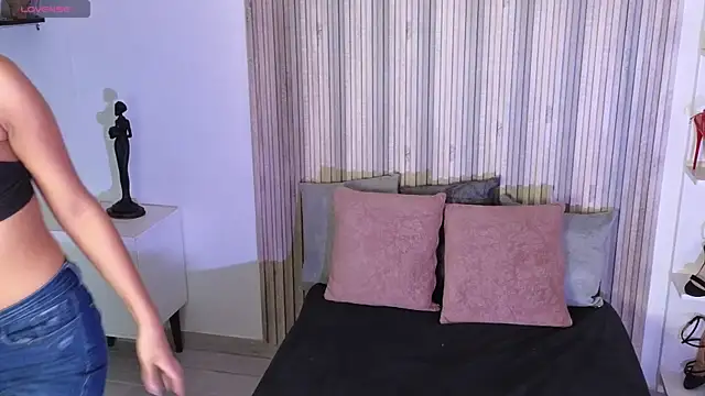 LissaWiild online show from 10/11/25, 01:31