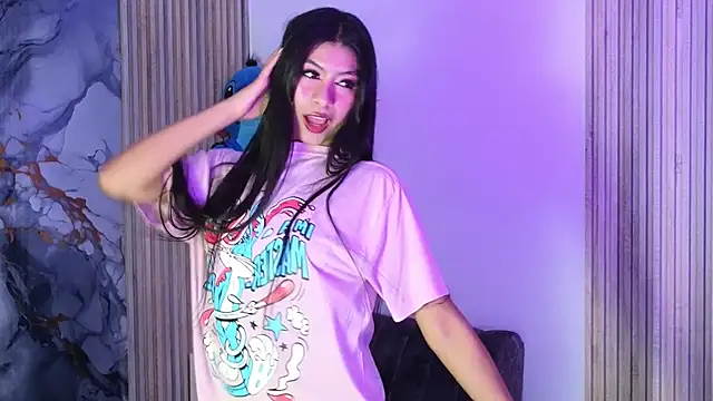 LissaWiild online show from 12/15/25, 08:13